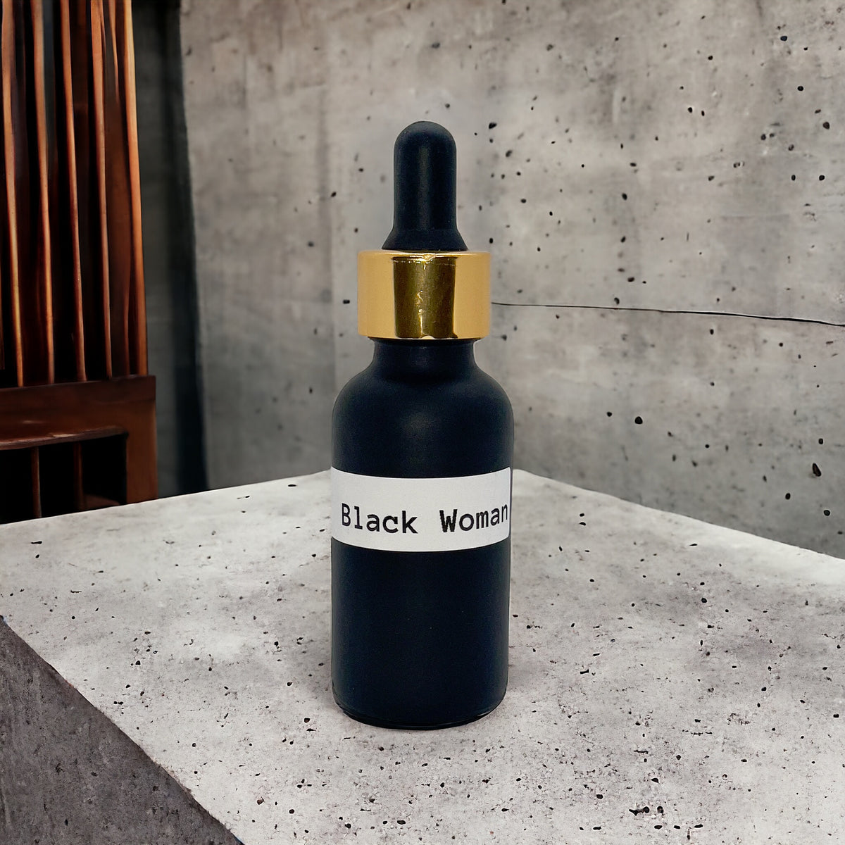 Black Woman Unique (1 oz)